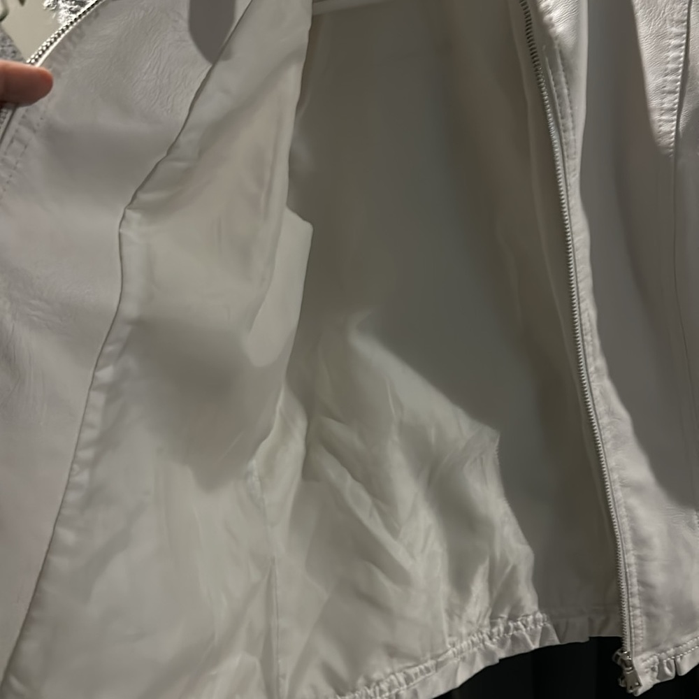 Jacket - Picture 4 of 7